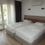 Aparthotel Opus