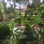 Aparthotel Opus 4*