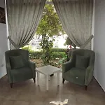 Opus Aparthotel 4*