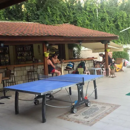 Opus 3* Kusadasi