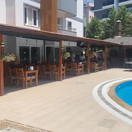 Opus 4* Kusadası
