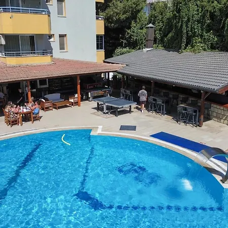 Hotel de apartamente Opus 4*